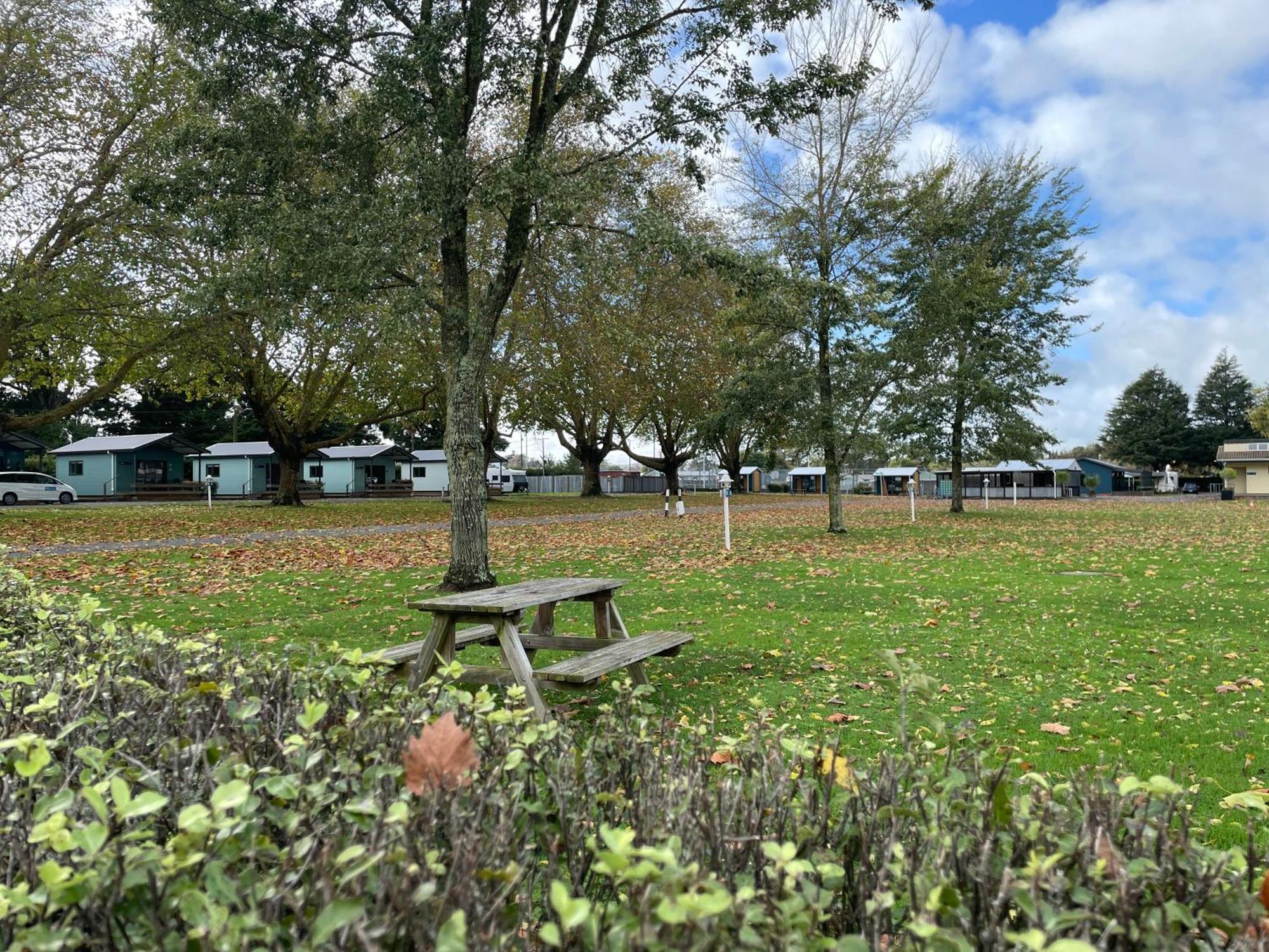 Cambridge Top 10 Holiday Park Exterior photo